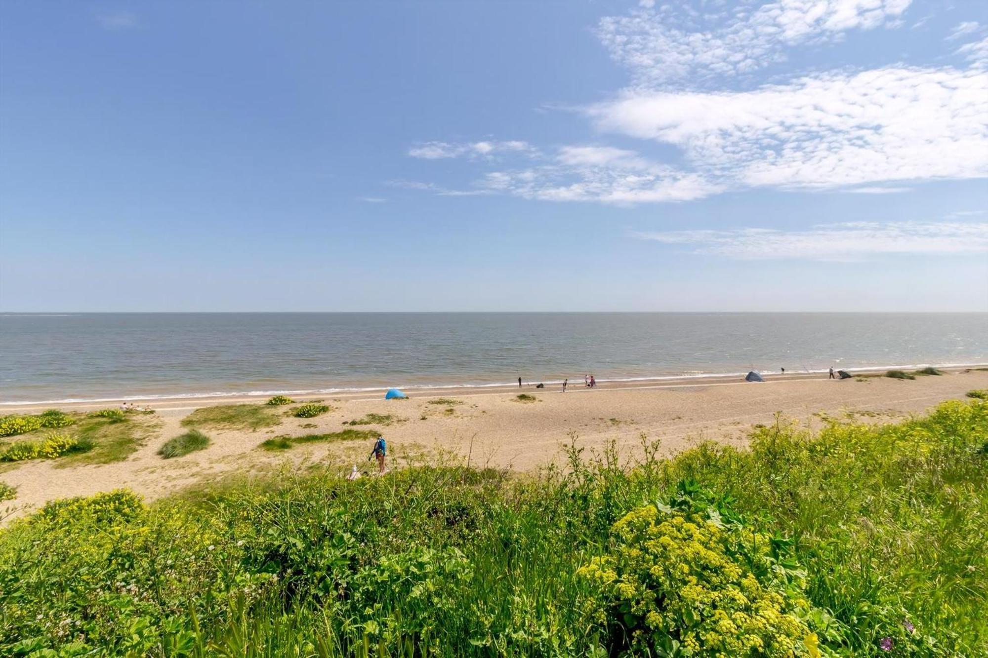 Beautiful 6 Berth Caravan, Nearby Beach In Suffolk Ref 68016Bs 로웨스터프 외부 사진
